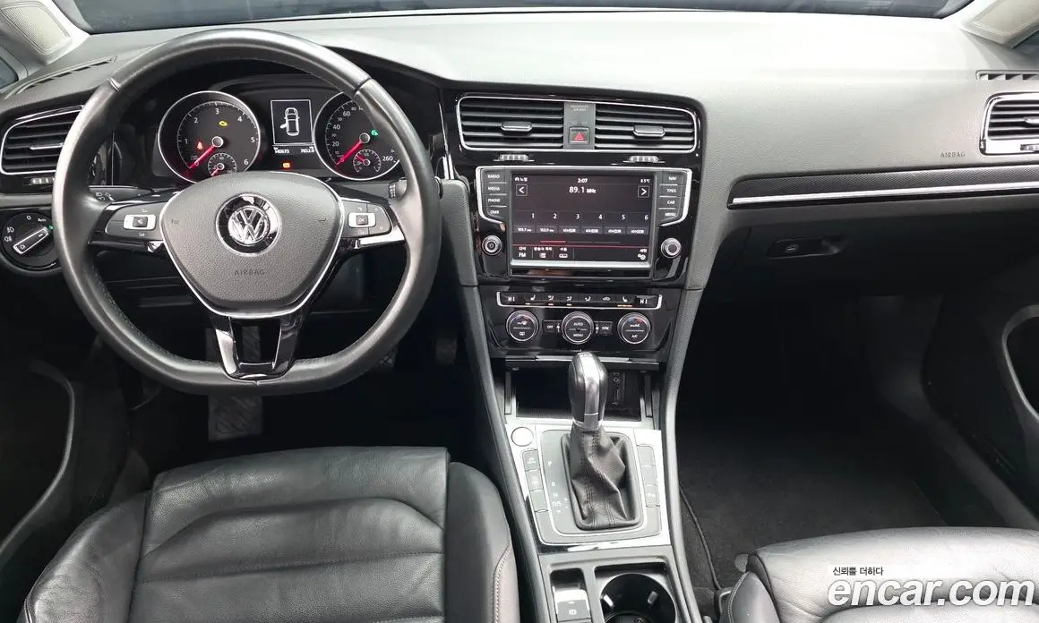 Volkswagen Golf 2015 2.0 автомат (гидро), фото 7