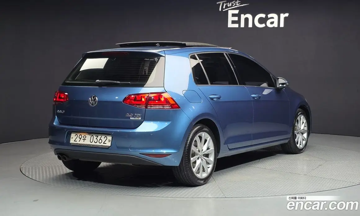 Volkswagen Golf 2016 2.0 автомат (гидро), фото 2 Volkswagen Golf 2016 2.0 автомат (гидро), фото 2