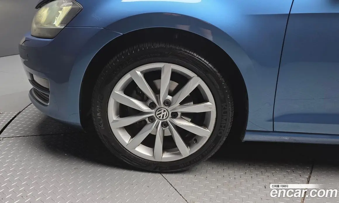 Volkswagen Golf 2016 2.0 автомат (гидро), фото 5 Volkswagen Golf 2016 2.0 автомат (гидро), фото 5