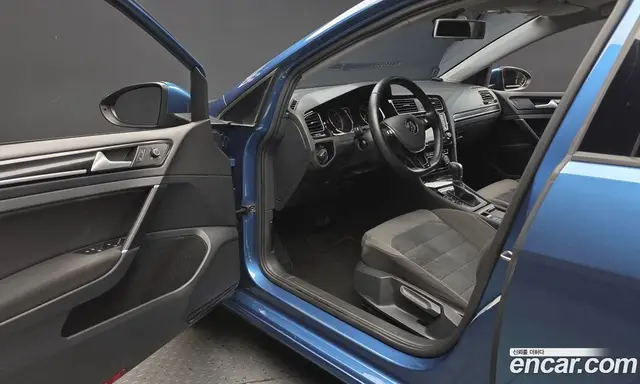 Volkswagen Golf 2016 2.0 автомат (гидро), миниатюра 10 Volkswagen Golf 2016 2.0 автомат (гидро), миниатюра 10