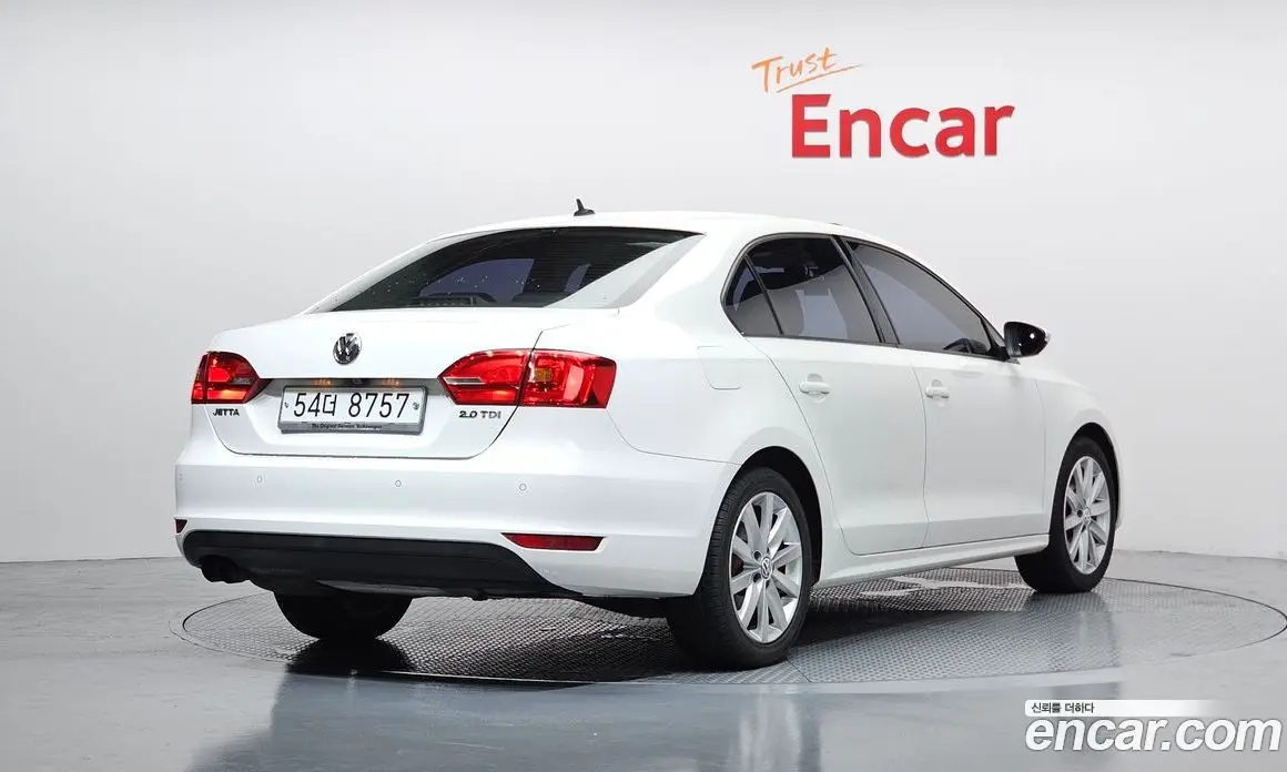Volkswagen Jetta 2012 2.0 автомат (гидро), фото 2 Volkswagen Jetta 2012 2.0 автомат (гидро), фото 2