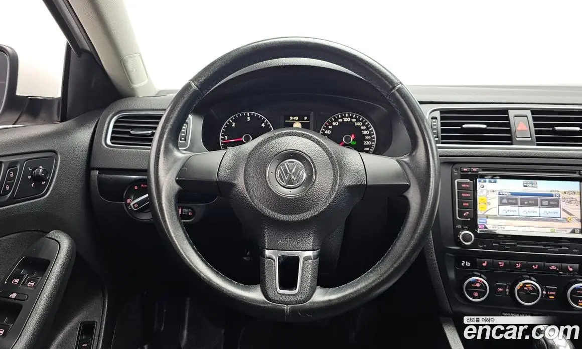 Volkswagen Jetta 2012 2.0 автомат (гидро), фото 12 Volkswagen Jetta 2012 2.0 автомат (гидро), фото 12