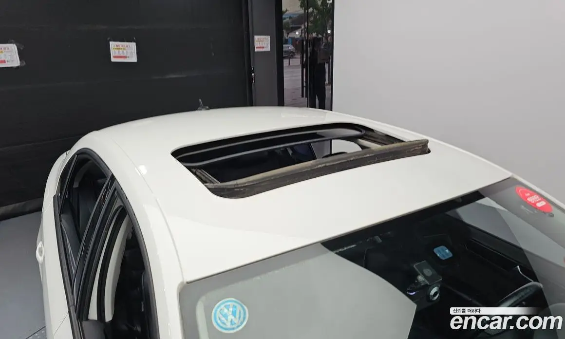 Volkswagen Jetta 2012 2.0 автомат (гидро), фото 20 Volkswagen Jetta 2012 2.0 автомат (гидро), фото 20