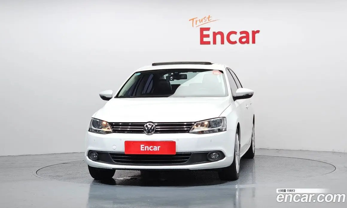 Volkswagen Jetta 2012 2.0 автомат (гидро), фото 3 Volkswagen Jetta 2012 2.0 автомат (гидро), фото 3