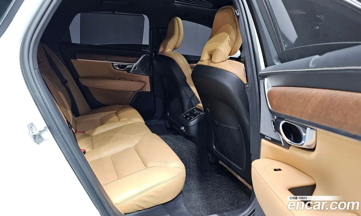 Volvo S90 2018 2.0 автомат (гидро), фото 12 Volvo S90 2018 2.0 автомат (гидро), фото 12