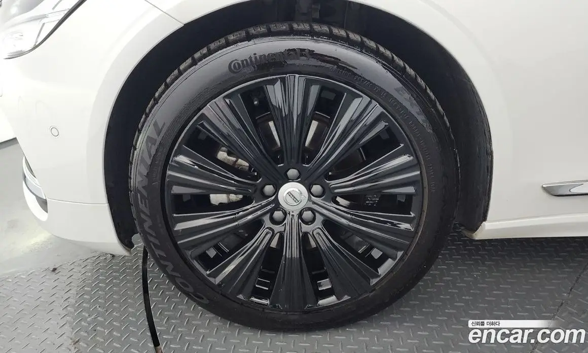 Volvo S90 2021 2.0 автомат (гидро), фото 5 Volvo S90 2021 2.0 автомат (гидро), фото 5