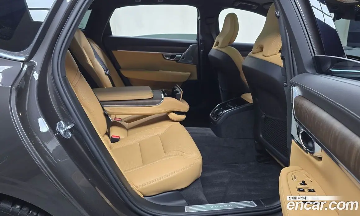 Volvo S90 2022 2.0 автомат (гидро), фото 17 Volvo S90 2022 2.0 автомат (гидро), фото 17