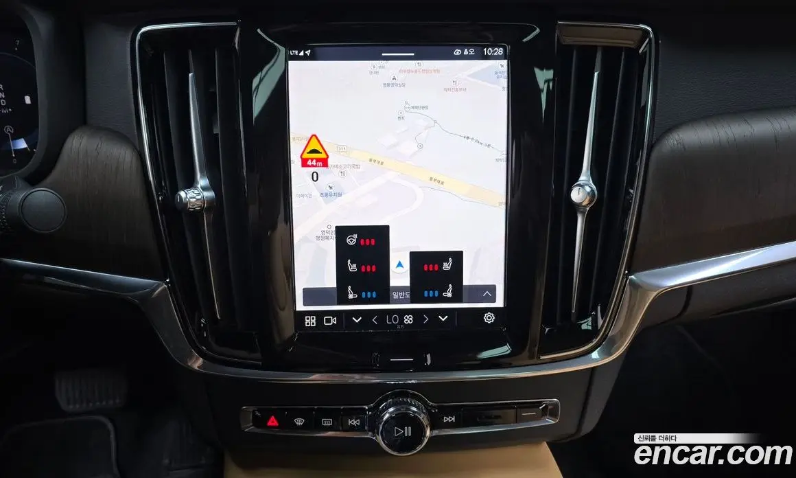 Volvo S90 2022 2.0 автомат (гидро), фото 19 Volvo S90 2022 2.0 автомат (гидро), фото 19