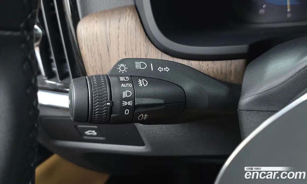 Volvo S90 2022 2.0 автомат (гидро), фото 25 Volvo S90 2022 2.0 автомат (гидро), фото 25