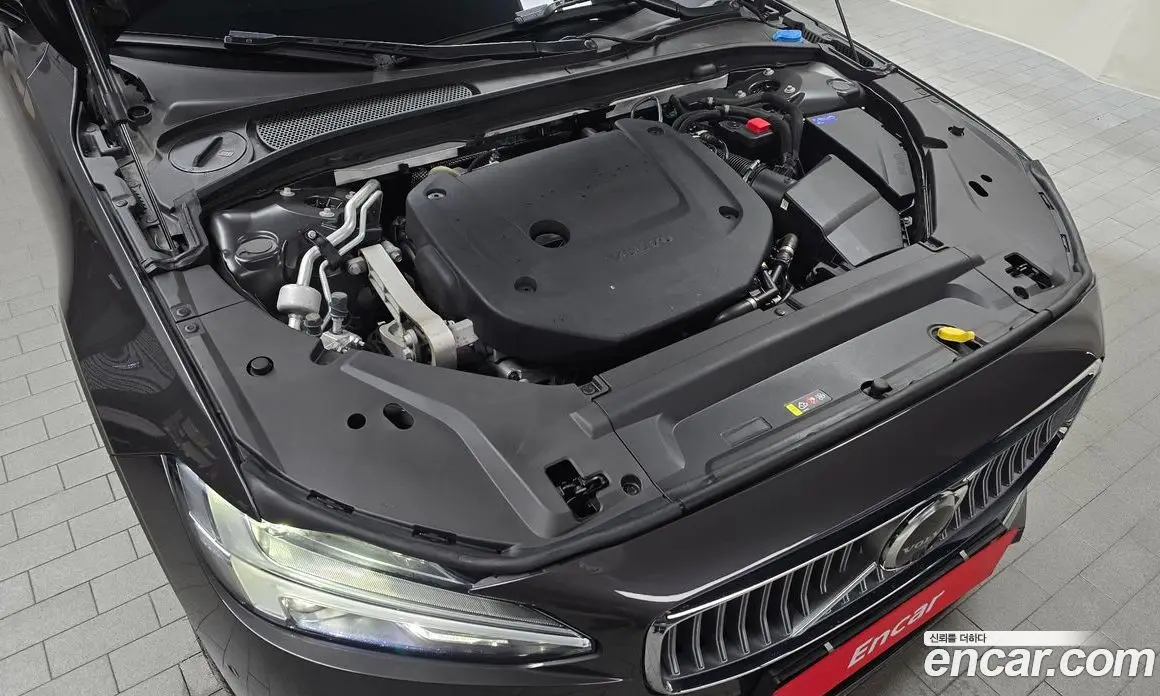 Volvo S90 2022 2.0 автомат (гидро), фото 6 Volvo S90 2022 2.0 автомат (гидро), фото 6