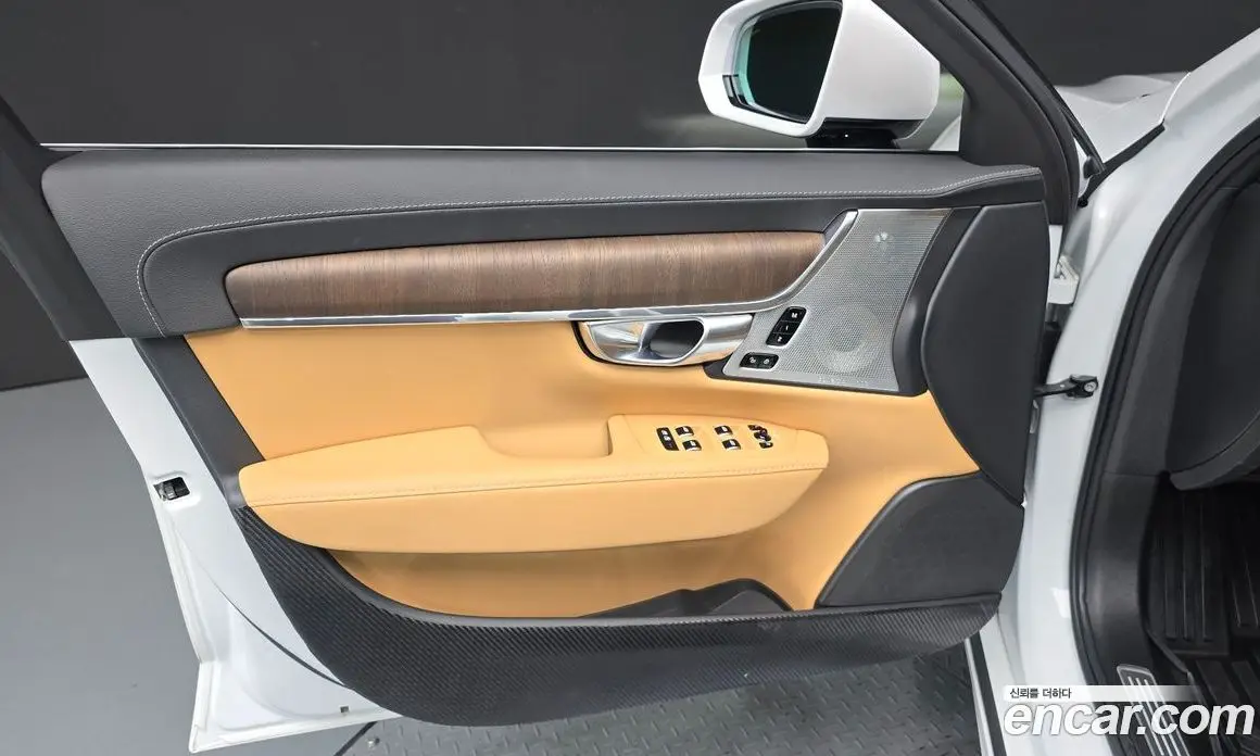 Volvo S90 2024 2.0 автомат (гидро), фото 14 Volvo S90 2024 2.0 автомат (гидро), фото 14