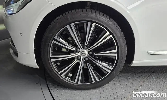 Volvo S90 2024 2.0 автомат (гидро), миниатюра 5 Volvo S90 2024 2.0 автомат (гидро), миниатюра 5