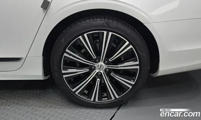 Volvo S90 2024 2.0 автомат (гидро), миниатюра 7 Volvo S90 2024 2.0 автомат (гидро), миниатюра 7