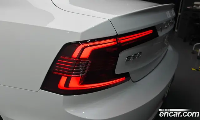Volvo S90 2024 2.0 автомат (гидро), миниатюра 9 Volvo S90 2024 2.0 автомат (гидро), миниатюра 9