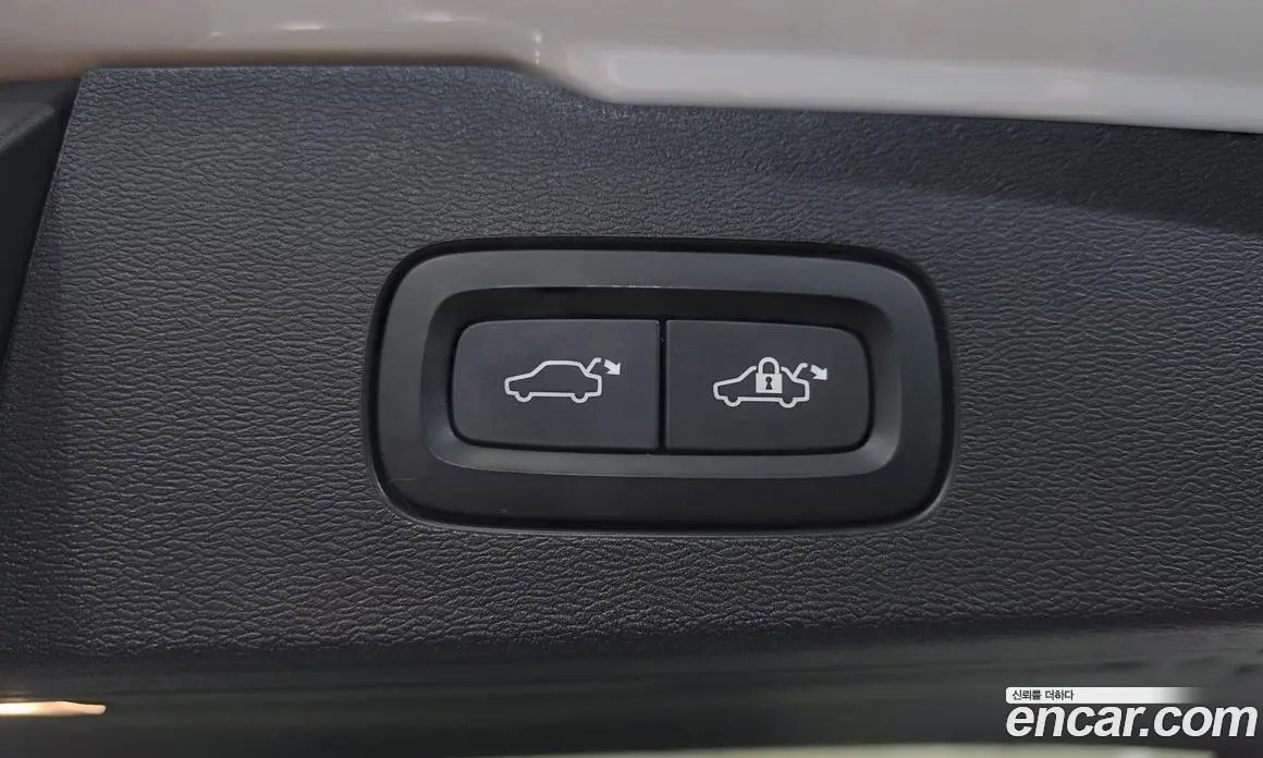 Volvo V60 2020 2.0 автомат (гидро), фото 27 Volvo V60 2020 2.0 автомат (гидро), фото 27