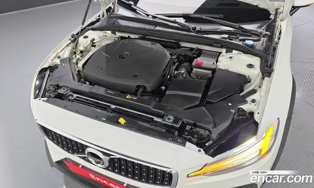 Volvo V60 2020 2.0 автомат (гидро), миниатюра 6 Volvo V60 2020 2.0 автомат (гидро), миниатюра 6