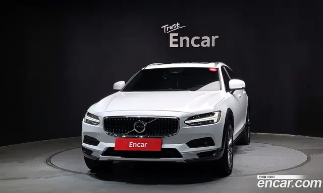 Volvo V90 2023 2.0 автомат (гидро), миниатюра 3 Volvo V90 2023 2.0 автомат (гидро), миниатюра 3