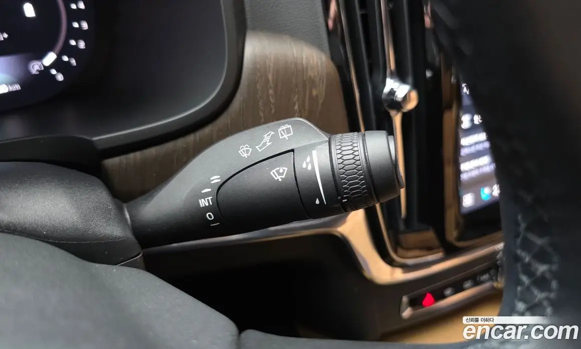 Volvo V90 2023 2.0 автомат (гидро), фото 27 Volvo V90 2023 2.0 автомат (гидро), фото 27