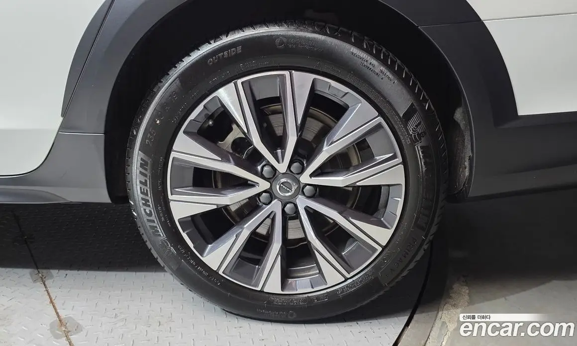 Volvo V90 2023 2.0 автомат (гидро), фото 7 Volvo V90 2023 2.0 автомат (гидро), фото 7