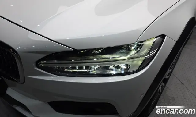 Volvo V90 2023 2.0 автомат (гидро), миниатюра 8 Volvo V90 2023 2.0 автомат (гидро), миниатюра 8