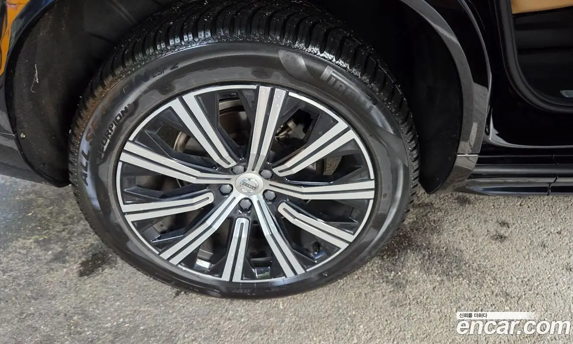 Volvo XC90 2020 2.0 автомат (гидро), фото 14 Volvo XC90 2020 2.0 автомат (гидро), фото 14