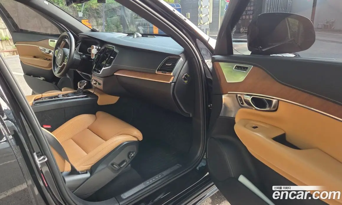 Volvo XC90 2020 2.0 автомат (гидро), фото 9 Volvo XC90 2020 2.0 автомат (гидро), фото 9