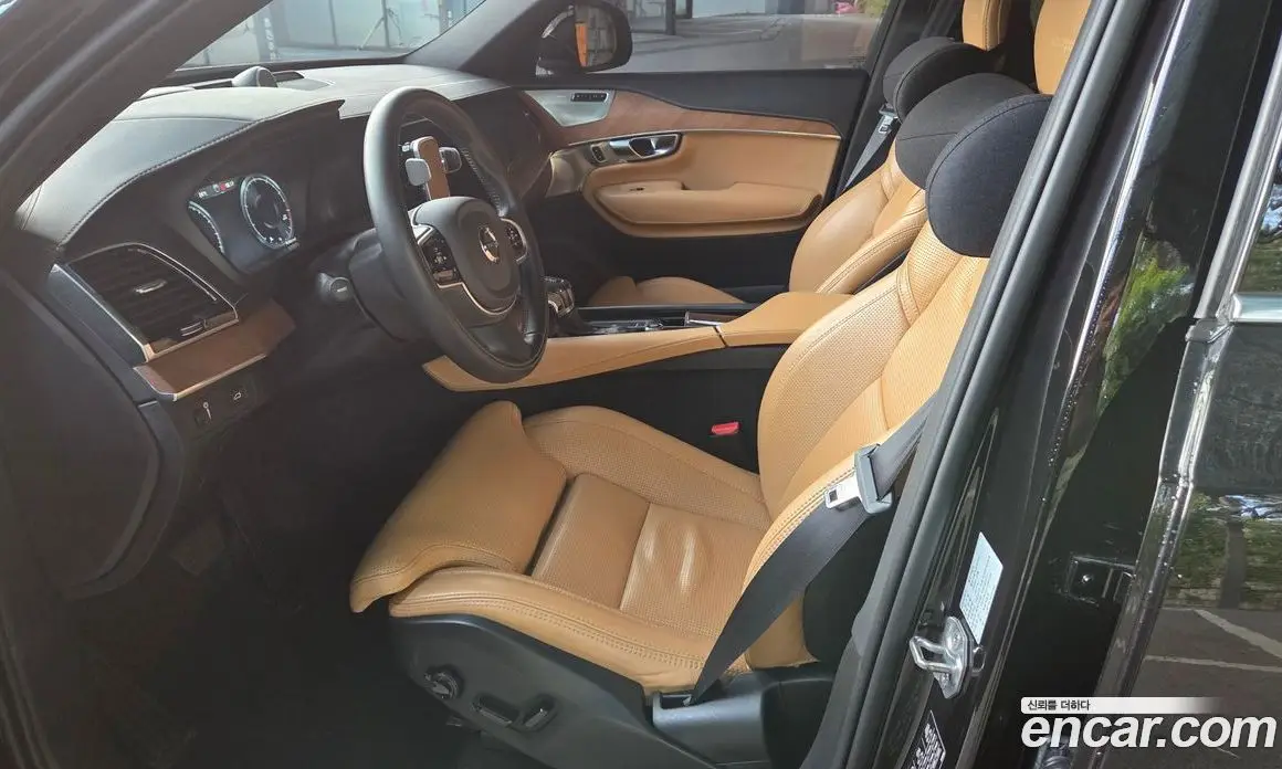 Volvo XC90 2020 2.0 автомат (гидро), фото 10 Volvo XC90 2020 2.0 автомат (гидро), фото 10