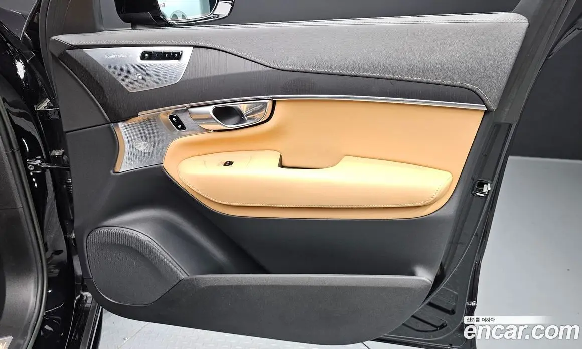 Volvo XC90 2023 2.0 автомат (гидро), фото 14 Volvo XC90 2023 2.0 автомат (гидро), фото 14