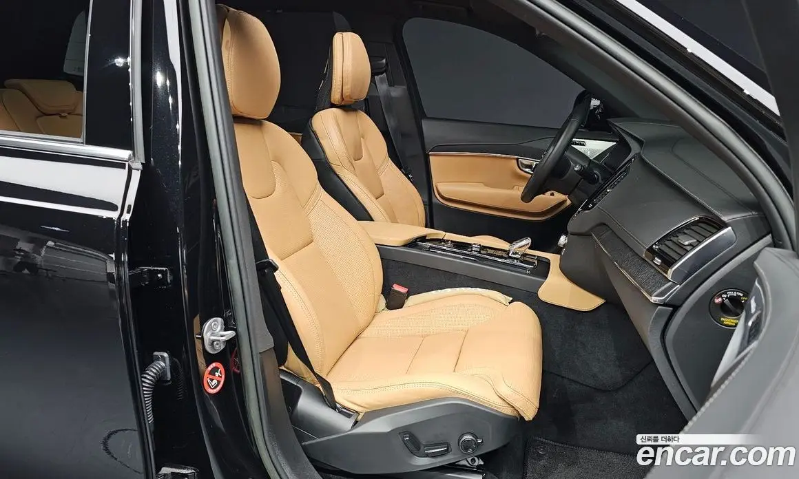 Volvo XC90 2023 2.0 автомат (гидро), фото 17 Volvo XC90 2023 2.0 автомат (гидро), фото 17
