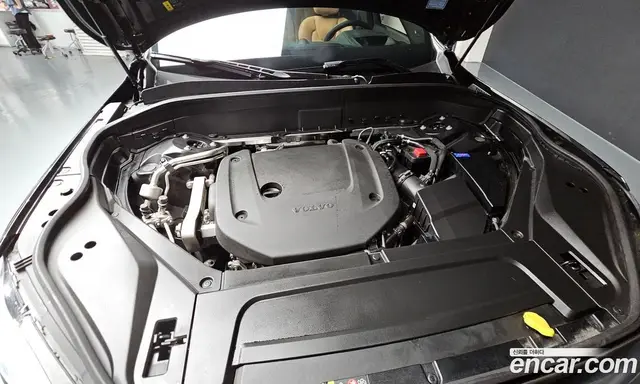 Volvo XC90 2023 2.0 автомат (гидро), миниатюра 6 Volvo XC90 2023 2.0 автомат (гидро), миниатюра 6