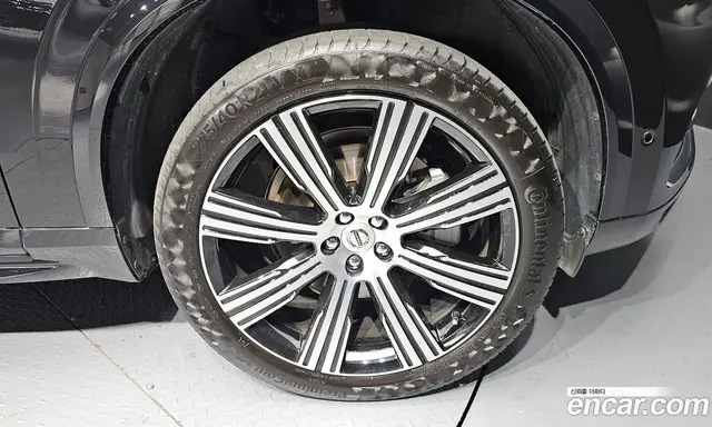 Volvo XC90 2023 2.0 автомат (гидро), миниатюра 7 Volvo XC90 2023 2.0 автомат (гидро), миниатюра 7