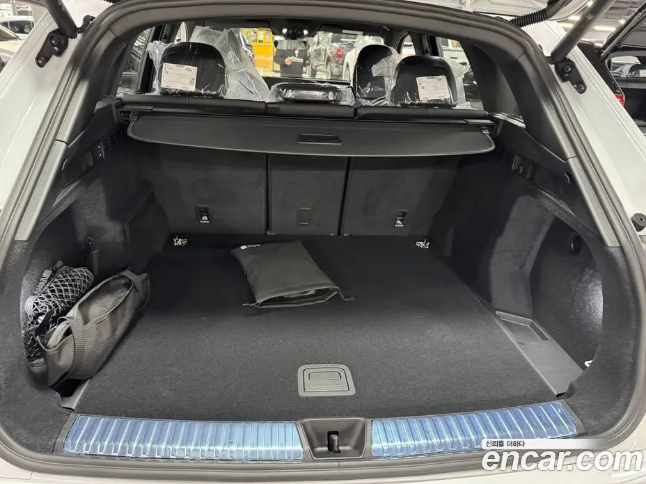 Audi Q5 2025 2.0 автомат (гидро), фото 13
