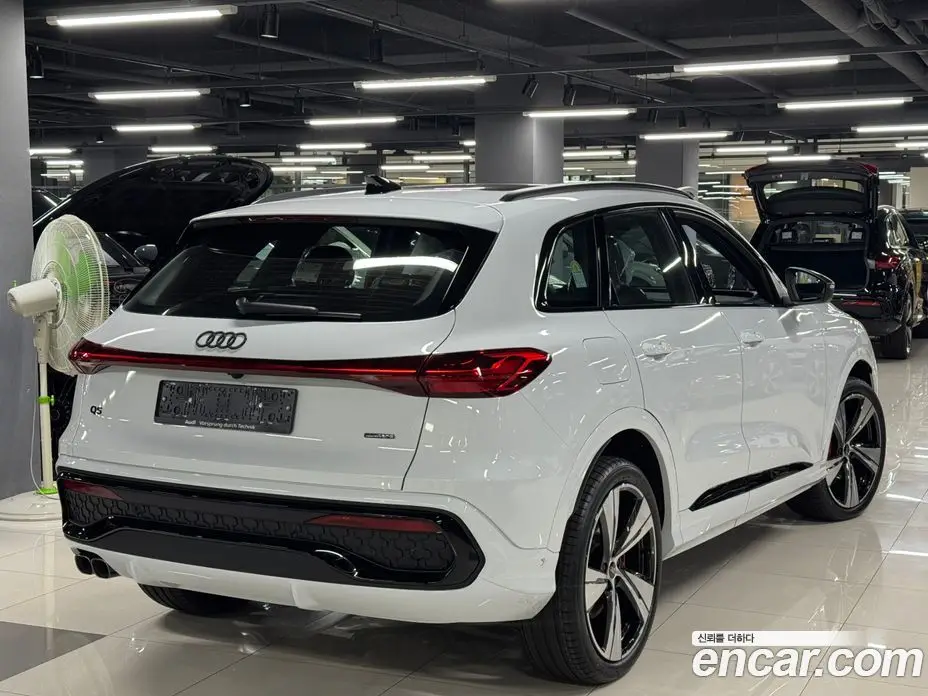 Audi Q5 2025 2.0 автомат (гидро), фото 3