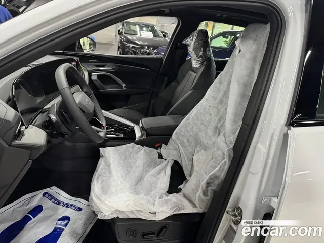 Audi Q5 2025 2.0 автомат (гидро), миниатюра 7