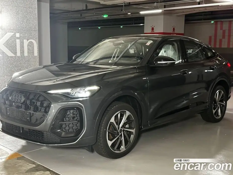 Audi Q5 2025 2.0 автомат (гидро), фото 3 Audi Q5 2025 2.0 автомат (гидро), фото 3