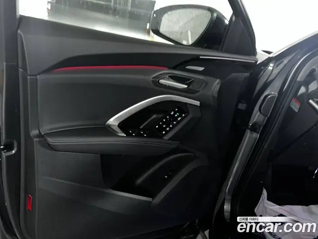 Audi Q5 2025 2.0 автомат (гидро), миниатюра 8 Audi Q5 2025 2.0 автомат (гидро), миниатюра 8