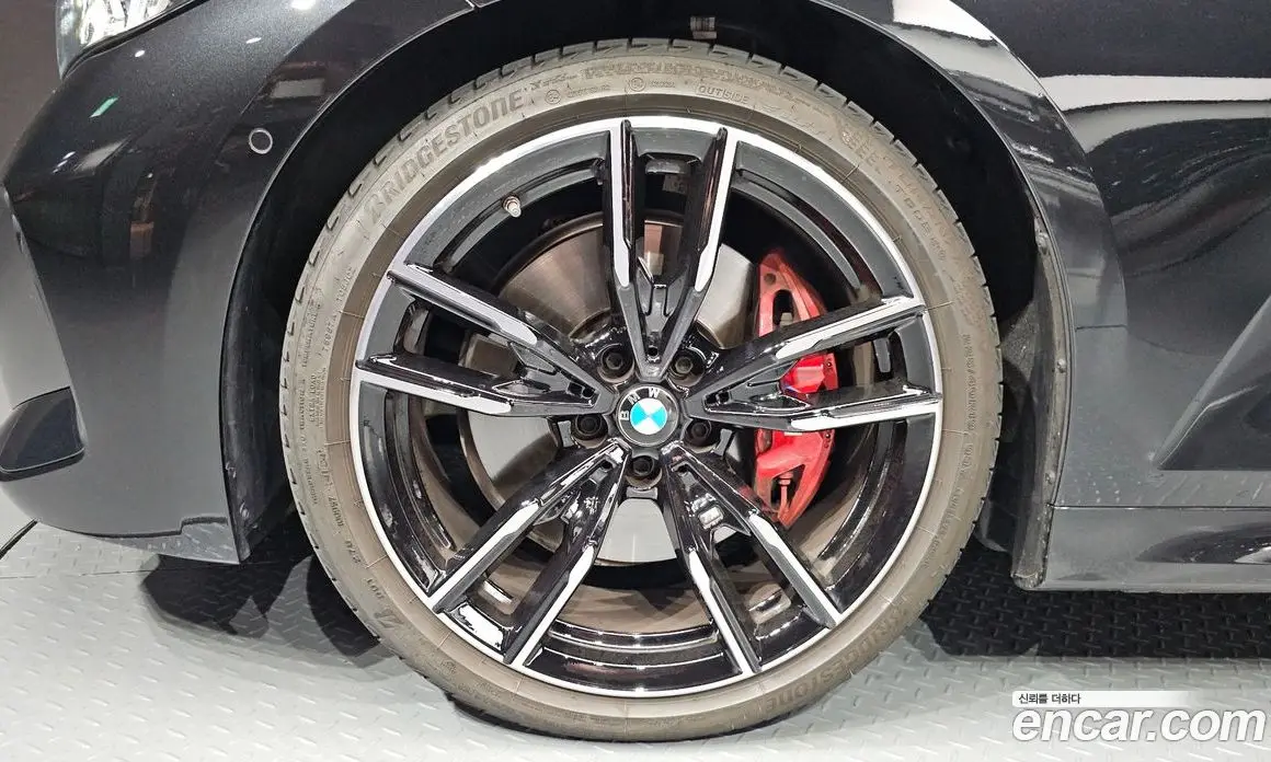 BMW 3 серия 2025 3.0 автомат (гидро), фото 5 BMW 3 серия 2025 3.0 автомат (гидро), фото 5
