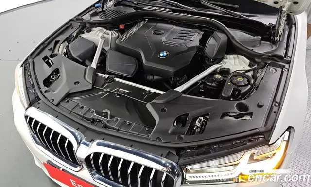 BMW 5 серия 2022 2.0 автомат (гидро), миниатюра 5 BMW 5 серия 2022 2.0 автомат (гидро), миниатюра 5
