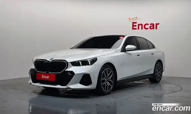 BMW 5 серия 2025 2.0 автомат (гидро), миниатюра 1