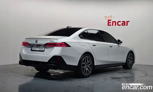 BMW 5 серия 2025 2.0 автомат (гидро), миниатюра 2
