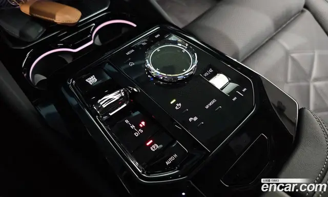 BMW 5 серия 2025 2.0 автомат (гидро), миниатюра 12