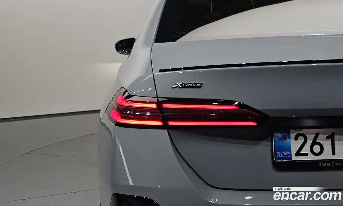 BMW 5 серия 2025 2.0 автомат (гидро), фото 9 BMW 5 серия 2025 2.0 автомат (гидро), фото 9