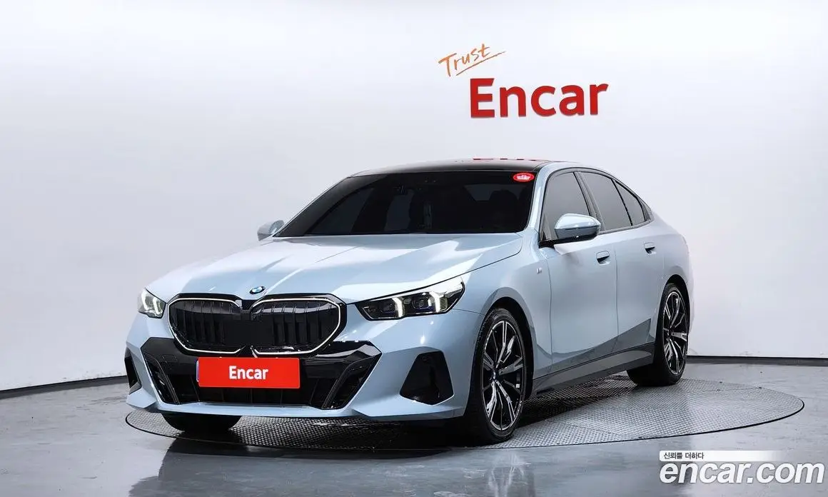 BMW 5 серия 2025 2.0 автомат (гидро), фото 1 BMW 5 серия 2025 2.0 автомат (гидро), фото 1