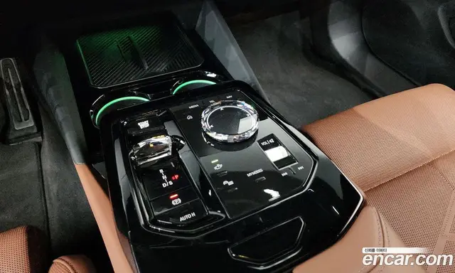 BMW 5 серия 2025 2.0 автомат (гидро), миниатюра 12