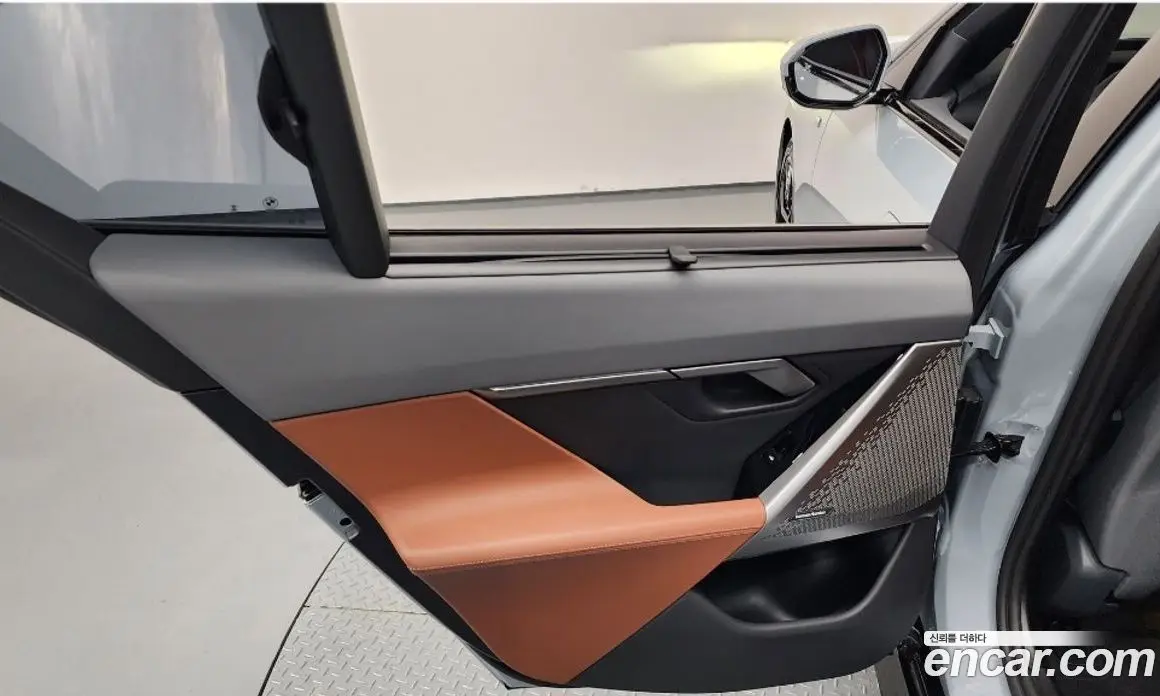 BMW 5 серия 2025 2.0 автомат (гидро), фото 15 BMW 5 серия 2025 2.0 автомат (гидро), фото 15