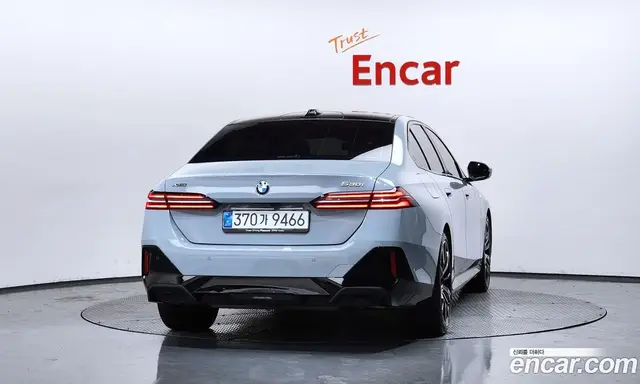 BMW 5 серия 2025 2.0 автомат (гидро), миниатюра 4 BMW 5 серия 2025 2.0 автомат (гидро), миниатюра 4
