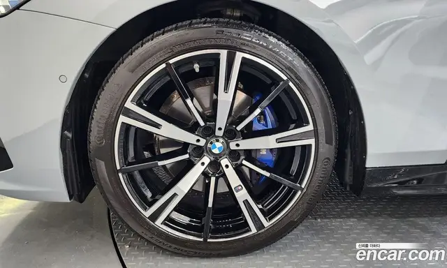 BMW 5 серия 2025 2.0 автомат (гидро), миниатюра 5 BMW 5 серия 2025 2.0 автомат (гидро), миниатюра 5