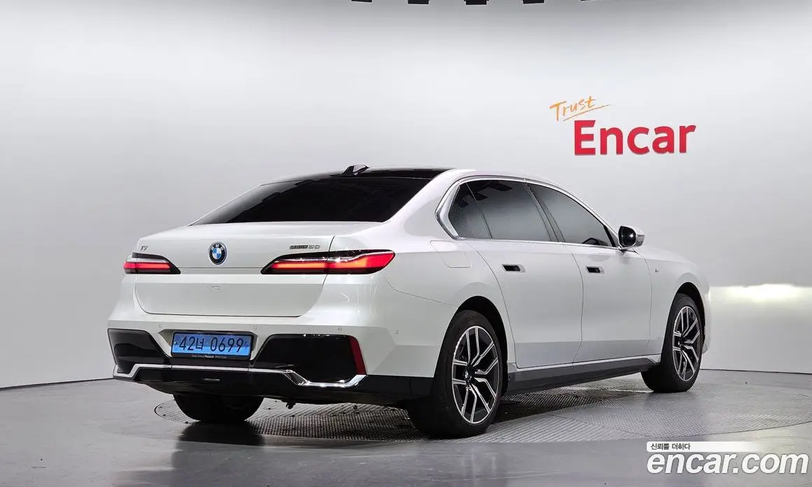 BMW i7 2024 0.3 автомат (гидро), фото 2 BMW i7 2024 0.3 автомат (гидро), фото 2