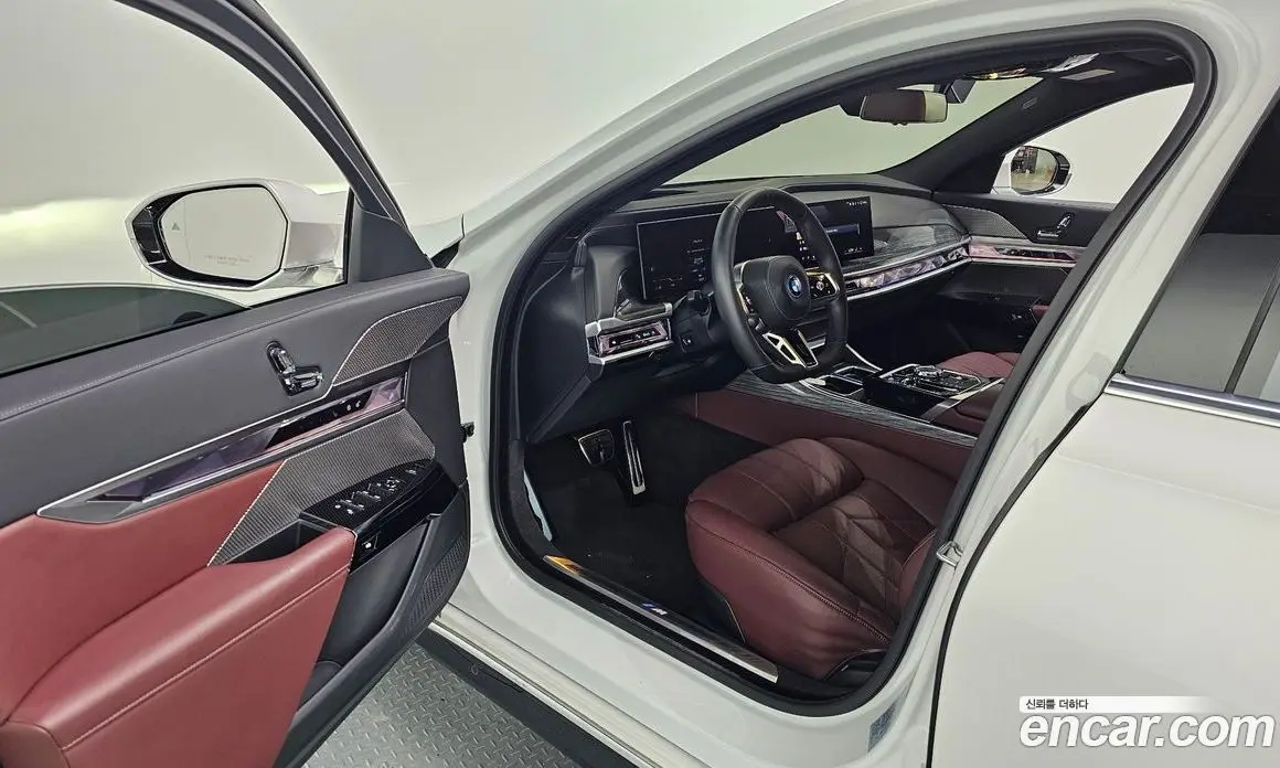 BMW i7 2024 0.3 автомат (гидро), фото 16 BMW i7 2024 0.3 автомат (гидро), фото 16