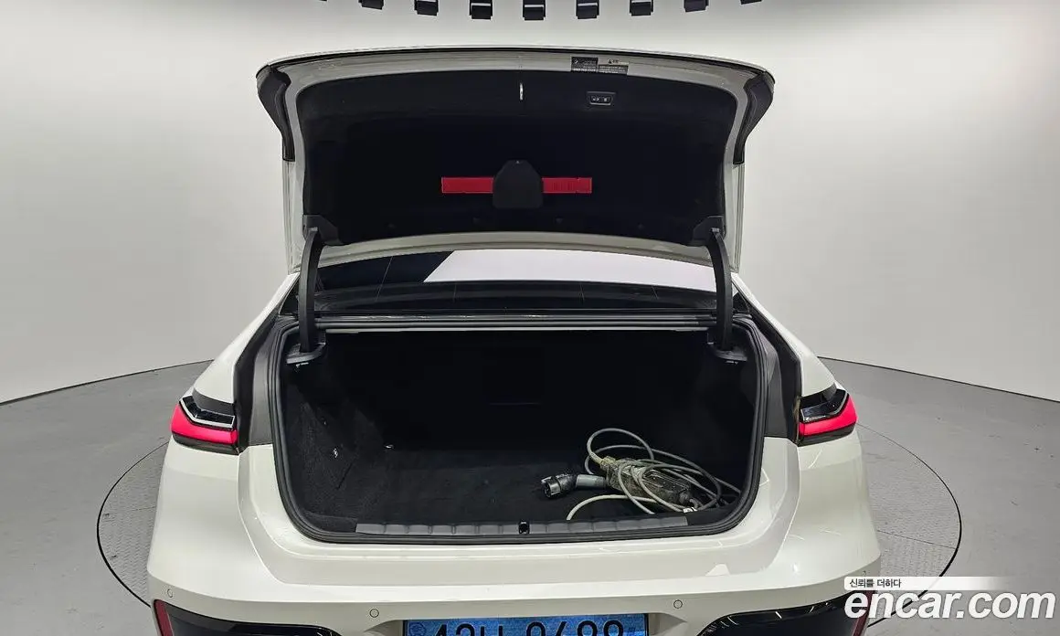 BMW i7 2024 0.3 автомат (гидро), фото 35 BMW i7 2024 0.3 автомат (гидро), фото 35